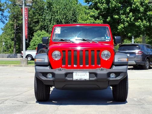 Firecracker Red Clearcoat 2018 Jeep Wrangler Unlimited Sport