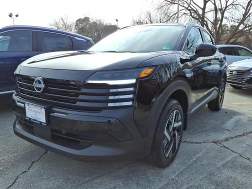 Super Black 2026 Nissan Kicks SV