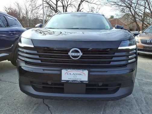 Super Black 2026 Nissan Kicks SV