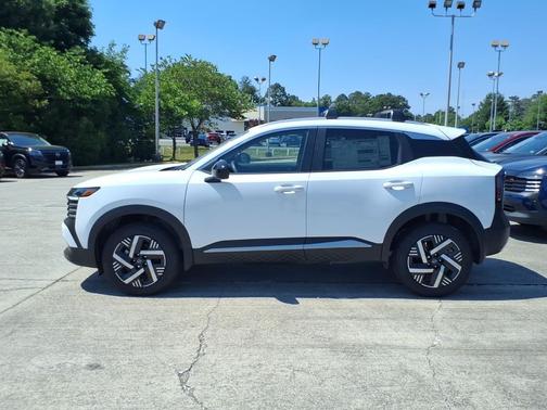 Fresh Powder 2026 Nissan Kicks SV