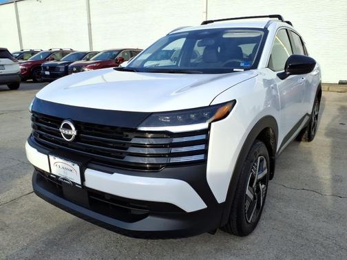 Fresh Powder 2026 Nissan Kicks SV