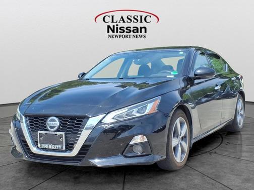 Super Black 2019 Nissan Altima 2.5 SV