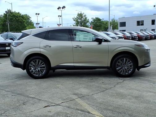 Champagne Silver Metallic 2026 Nissan Murano SL