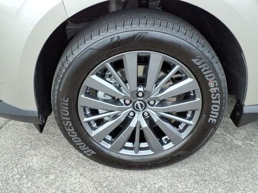 Champagne Silver Metallic 2026 Nissan Murano SL