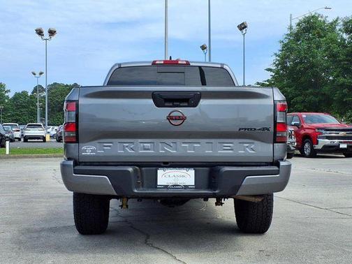 2024 Nissan Frontier PRO-4X