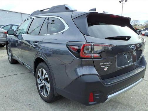 2022 Subaru Outback Touring XT