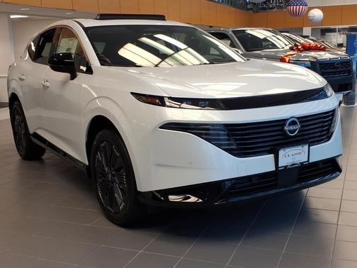 Everest White Pearl Tricoat 2026 Nissan Murano Platinum