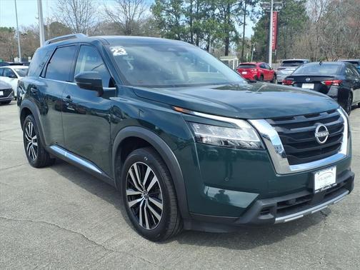 Obsidian Green Pearl 2023 Nissan Pathfinder Platinum 4WD
