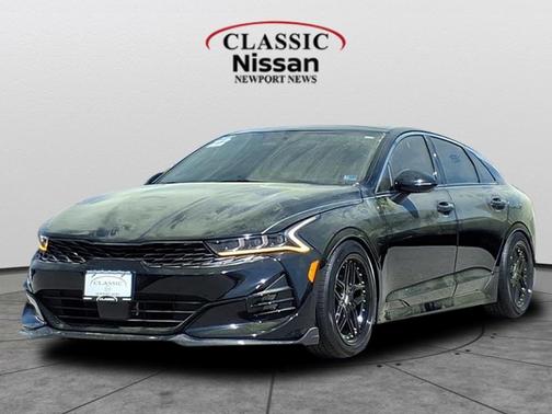 Ebony Black 2022 Kia K5 GT-Line