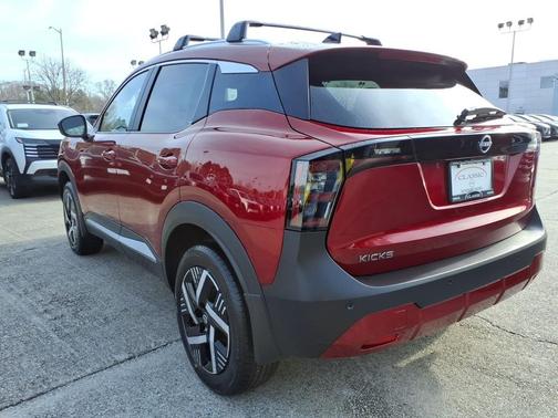 Scarlet Ember Tintcoat 2026 Nissan Kicks SV
