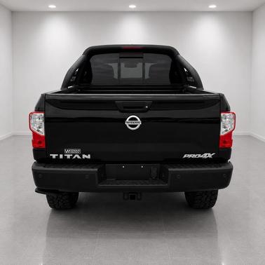 Magnetic Black Metallic 2019 Nissan Titan PRO-4X