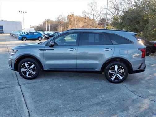 2023 Kia Sorento S