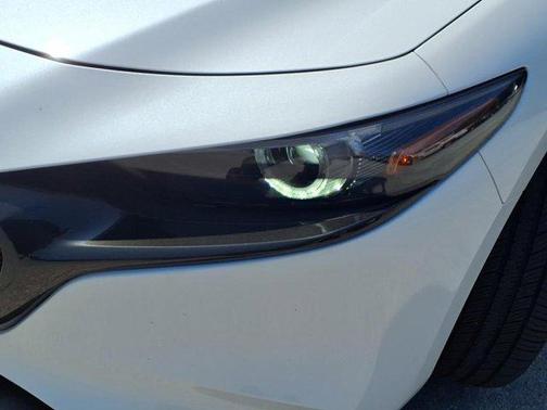 2024 Mazda Mazda3 FWD w/Premium Package