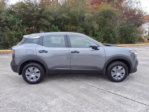 Gun Metallic 2026 Nissan Kicks S