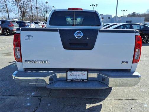 2009 Nissan Frontier SE Crew Cab