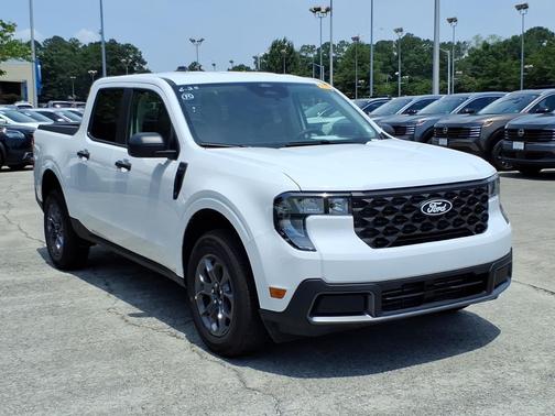 OXFORD WHITE 2026 Ford Maverick XLT