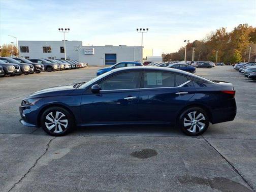 2022 Nissan Altima S FWD