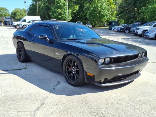 Phantom Black Tri-Coat Pearl 2014 Dodge Challenger R/T