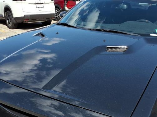 Phantom Black Tri-Coat Pearl 2014 Dodge Challenger R/T