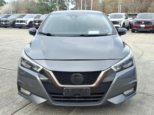 Gun Metallic 2020 Nissan Versa 1.6 S