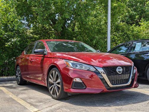 2021 Nissan Altima SR VC-Turbo FWD