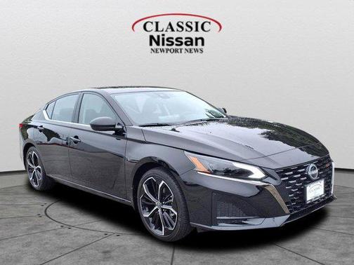 2025 Nissan Altima SR FWD