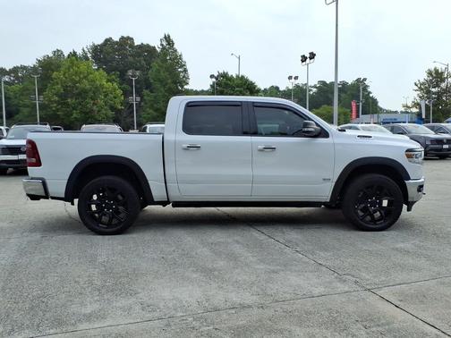 Ivory White Tri-Coat Pearlcoat 2019 RAM 1500 Longhorn