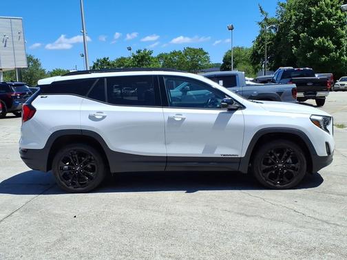 Summit White 2019 GMC Terrain SLT