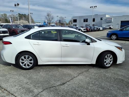 Ice Cap 2023 Toyota Corolla LE