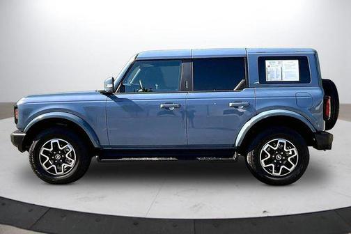 Azure Gray Metallic Tri-Coat 2025 Ford Bronco Outer Banks