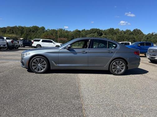 2019 BMW 530 530i
