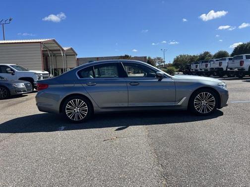 2019 BMW 530 530i
