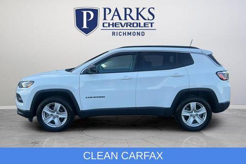 Bright White Clearcoat 2022 Jeep Compass Latitude