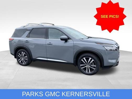 2024 Nissan Pathfinder Platinum FWD