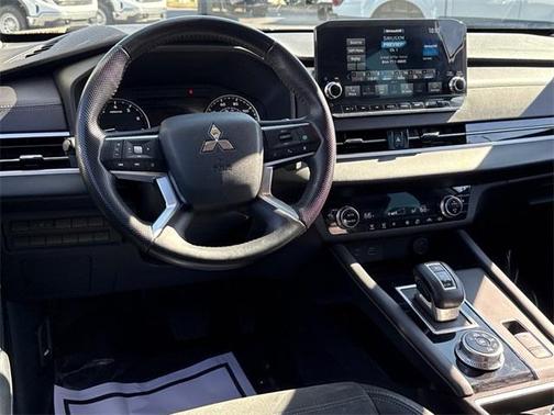2023 Mitsubishi Outlander SE 2.5 S-AWC