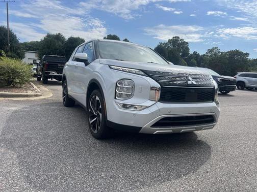 2023 Mitsubishi Outlander SE 2.5 S-AWC
