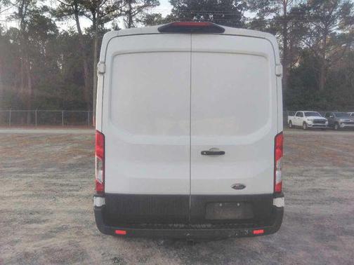 2021 Ford Transit-250 Base