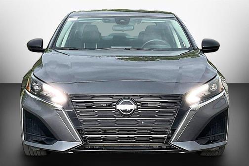 Gun Metallic 2024 Nissan Altima 2.5 SV