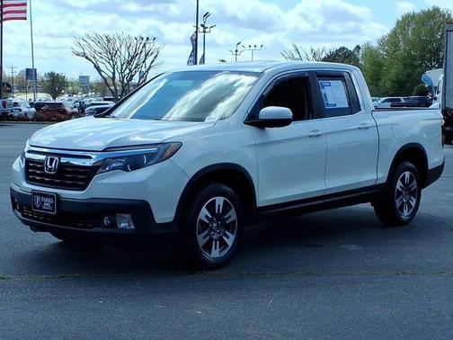 White Diamond Pearl 2019 Honda Ridgeline RTL