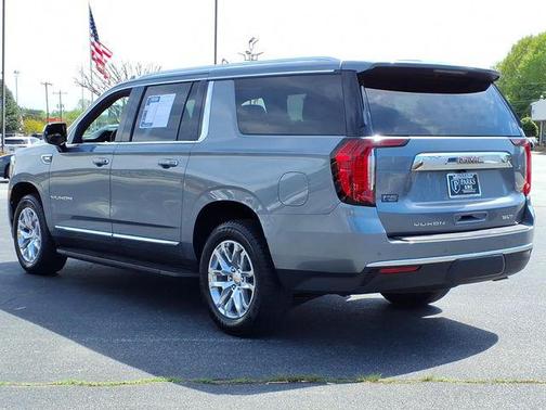 2022 GMC Yukon XL SLT