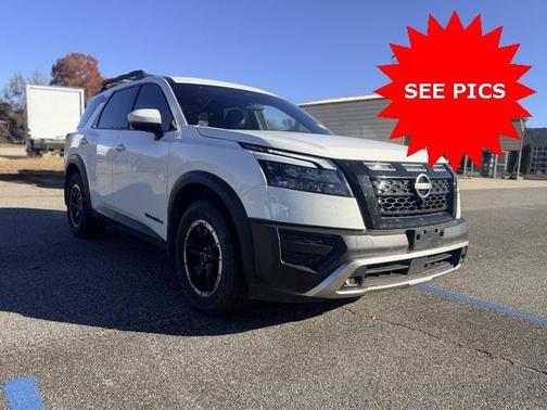 2024 Nissan Pathfinder Rock Creek 4WD