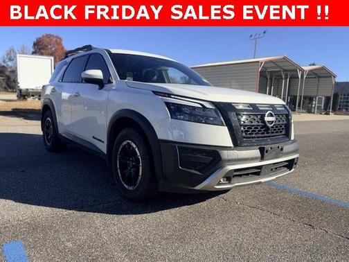 2024 Nissan Pathfinder Rock Creek 4WD