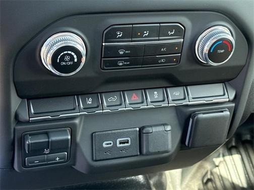 2025 GMC Sierra 2500 Base