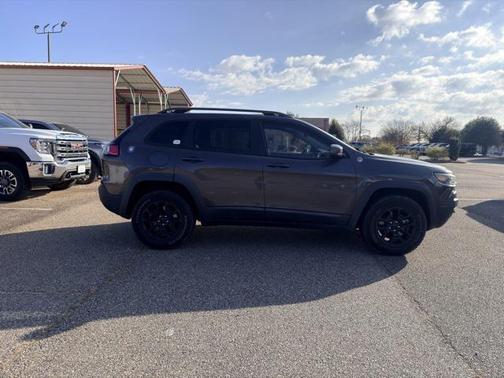 2020 Jeep Cherokee Trailhawk
