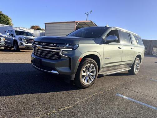 2023 Chevrolet Suburban Premier