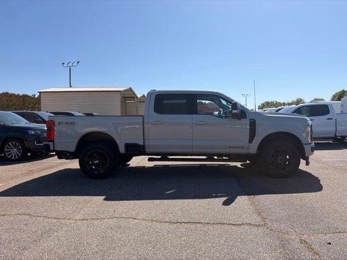 Avalanche 2025 Ford F-250 Lariat