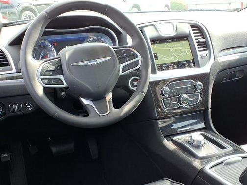 Granite Crystal Metallic Clearcoat 2023 Chrysler 300 Touring