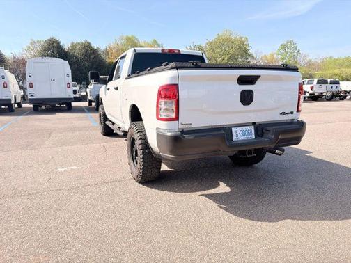 2024 RAM 2500 Tradesman Crew Cab 4x4 6'4' Box