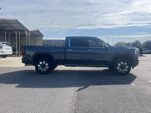 2025 GMC Sierra 2500 Denali