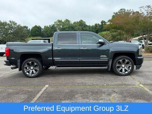 Graphite Metallic 2018 Chevrolet Silverado 1500 High Country